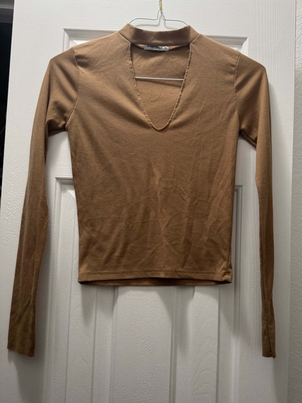 Zara Camel Brown Long-Sleeve V-Notch Slim Top